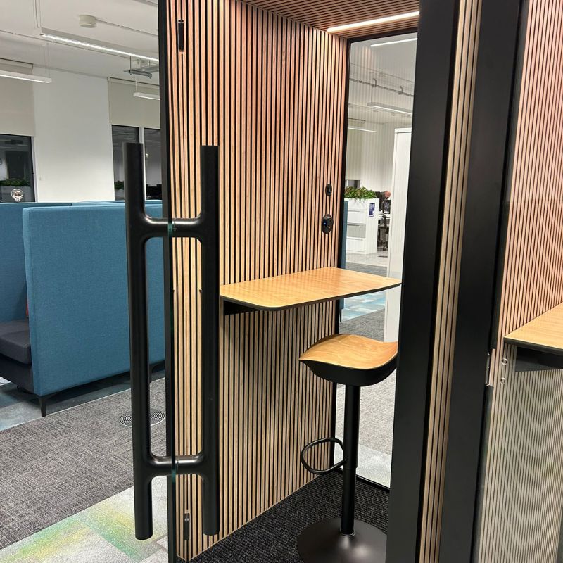 The Meeting Pod Co | Cabine téléphonique intérieure acoustique